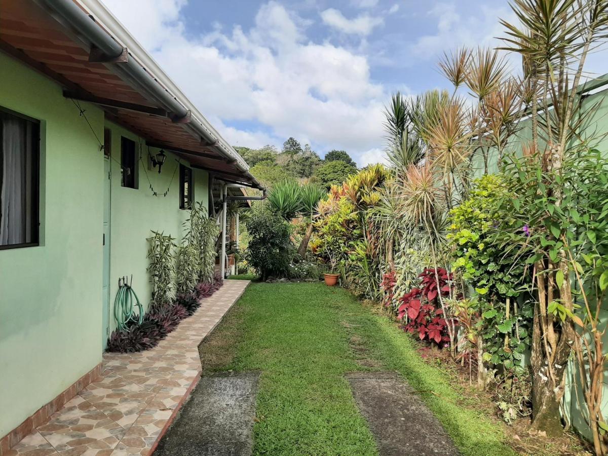 Marita'S Bed And Breakfast Nuevo Arenal Exteriér fotografie